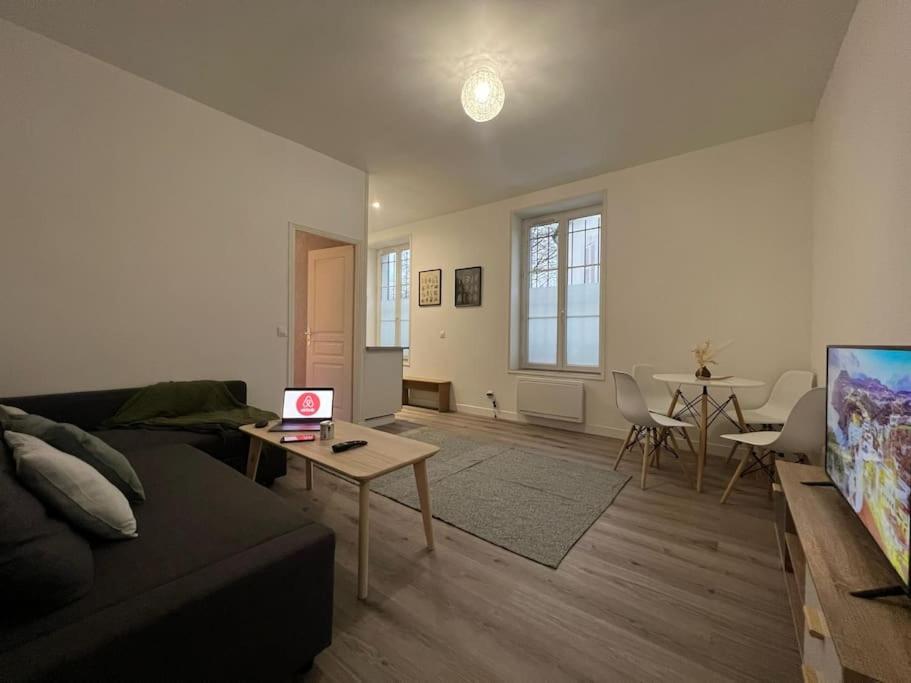 Havre De Paix - Melun Apartment Exterior photo