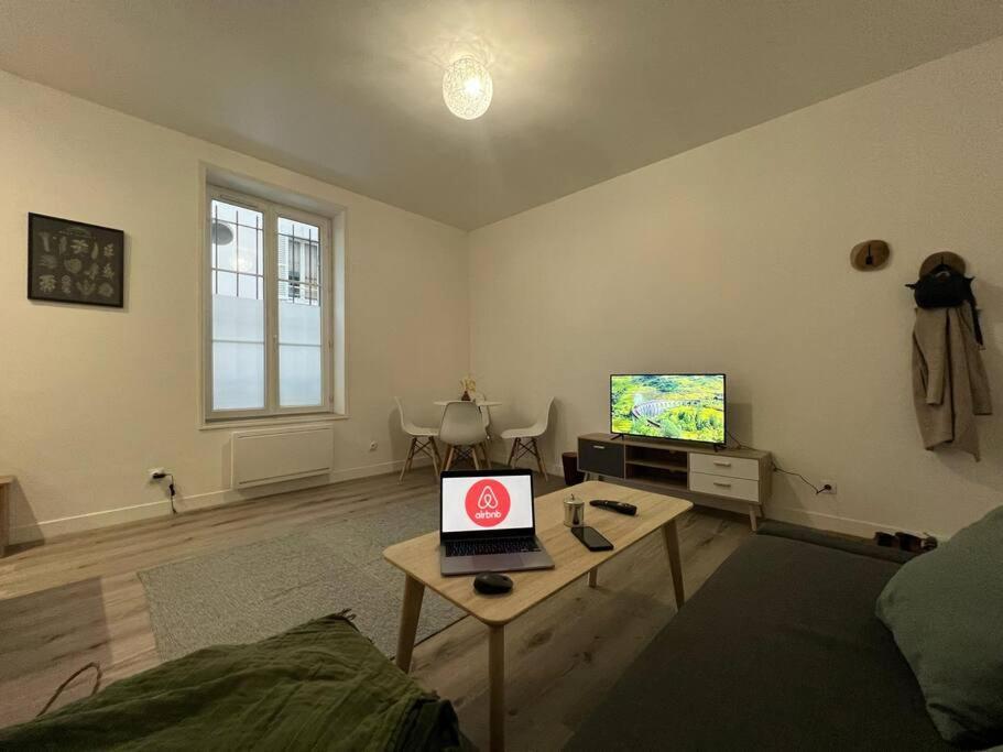 Havre De Paix - Melun Apartment Exterior photo